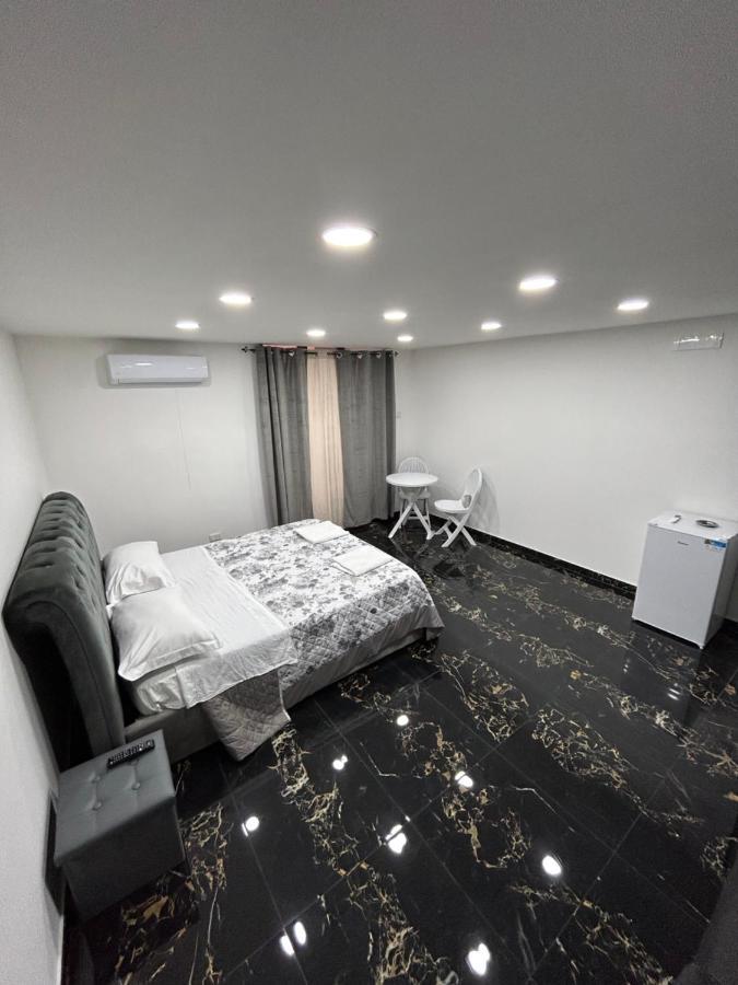 Giovanni Luxury Suites Napoli Bagian luar foto