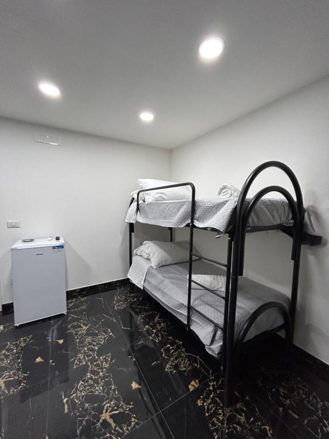 Giovanni Luxury Suites Napoli Bagian luar foto