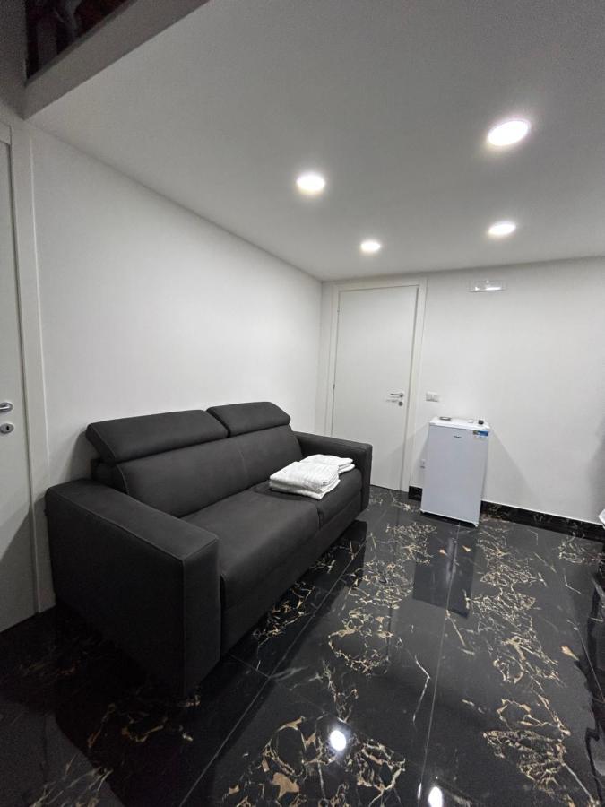 Giovanni Luxury Suites Napoli Bagian luar foto