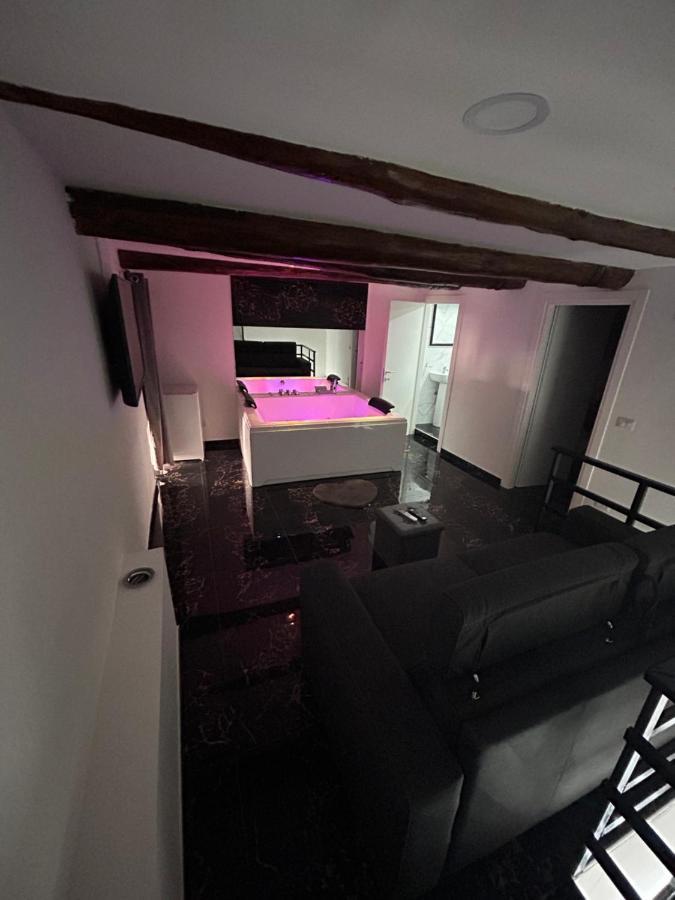 Giovanni Luxury Suites Napoli Bagian luar foto