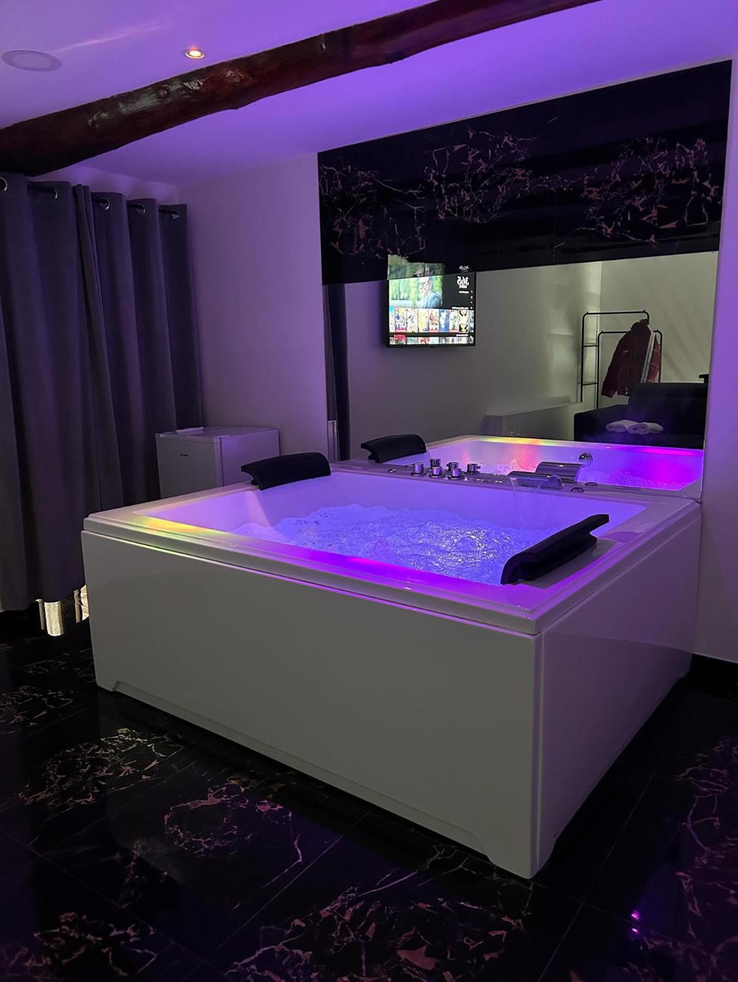 Giovanni Luxury Suites Napoli Bagian luar foto